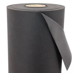 135 m² Trädgårdsfleece Ogräsbekämpningstyg Ogräsfoder Mulchtyg 150 g/m² 1,5 m bred