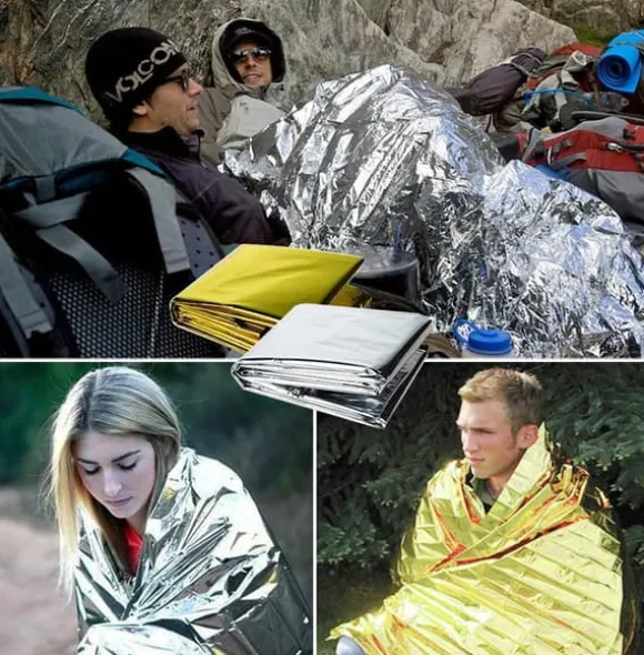 4 st värmefiltar skyddar mot kyla, regn, värme och vind, 210 x 160 cm med karbinhake och visselpipa i järn (guld/silver)