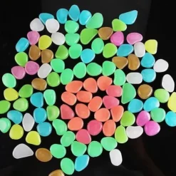 100 stycken självlysande sten Flerfärgad självlysande småsten Pebbles konstgjorda självlysande dekorativa stenar Fluorescerande dekor 61