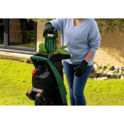 Bosch Home and Garden UniversalShredder solo Sladdlös dokumentförstörare Batteri