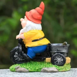 Cykelturer, dvärgar, dvärgar, gårdsstatyer, trädgårdsdvärgar, dekorativa skulpturer, ornament, harts