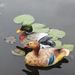Damm Flytande Anka Staty Flytande Dammdekor Anka Skulptur för Trädgård Damm Pooldekor