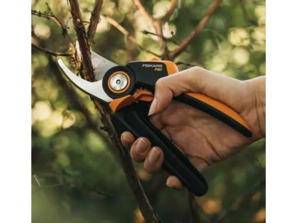 Fiskars X-Series P921 - Pruner - FiberComp - M