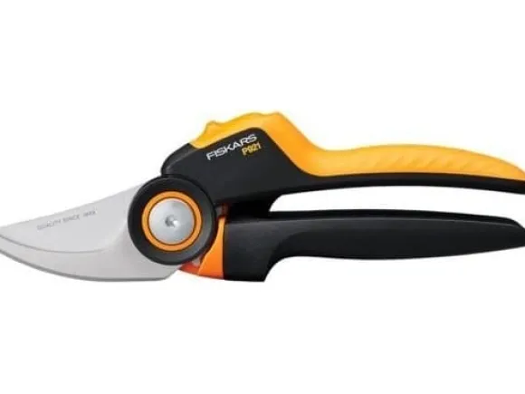 Fiskars X-Series P921 - Pruner - FiberComp - M