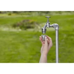 GARDENA Premium krankoppling 15 / 21 - Tillverkad av metall - Antistänksystem - Installation för OGS-anslutning (18240-20)