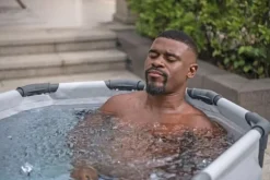 Lay-Z Glacial dip Isbad m/pump 150 x 90 x 65 cm