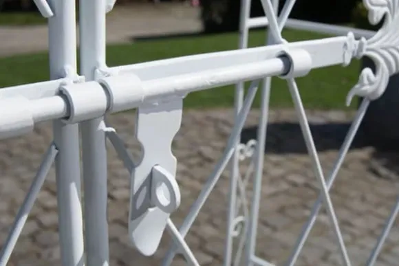 Melissa Metal Rose Arch with Gate - White, Climbing Plant Support, Garden Decor, 220x120x40cm