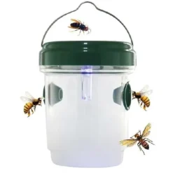 Mygg- och Getingfälla med Solenergi