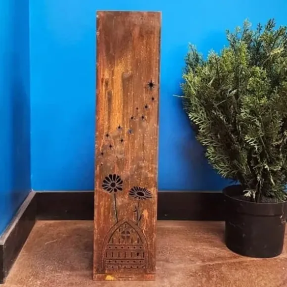 OBOSOE Handsvetsad Rustik Trädgårdspelare - Fe & Svampprydnad i Metall med Blommönster • Klätterväxtstöd • Kamouflerar Utomhuslådor