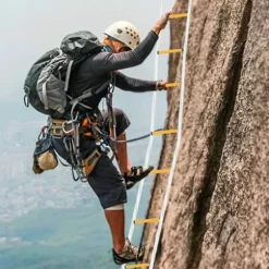 Repstege 12 m, räddnings- och brandstege, med karbinhakar, flamskyddad, för evakuering