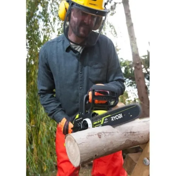 RYOBI - 18V ONE+ Motorsåg - Borstlös - 30 cm svärd - 10 m/s - verktygslös spännare - säljs utan batteri eller laddare - OCS1830