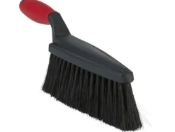 Snökvast, Vikan, svart, HDPE/PP, styv, 65 % återvunnen plast - används för att ta bort lös snö med