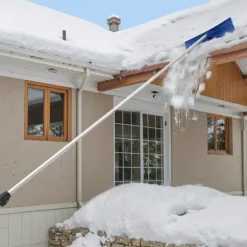 Snöraka för tak/Taksnöskrapa - Teleskopisk - PP-plastblad 60 cm - Räckvidd 1,18–5,55 m - Med hjul - Halkfritt handtag - Lätt - För snö och löv