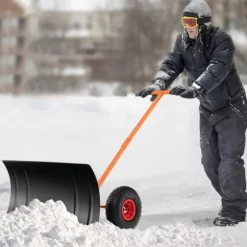 Snösläde, 82.6x73.7x29.2 cm, Orange