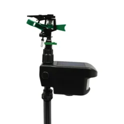 Solcellsdriven djurskrämma, rörelseaktiverad vattenspridare, justerbar för trädgård, fruktodling och anlagda ytor, svart