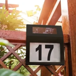 Solcellsdörrskylt - YUENFONG - Husnummer - Rostfritt stål - LED - Skymningsbrytare