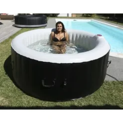 Spa Uppblåsbart - Ospazia - Rund Modell - 6 personer - Upp till 40°C - Klar på 5 minuter