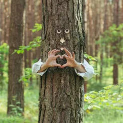 Trädansikte trädgårdsprydnad, 6x5,5x2 cm, flerfärgad, polyresin