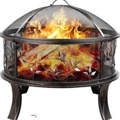 Utomhus eldstad, 27 tum storlek, vedeldad med gnistskydd