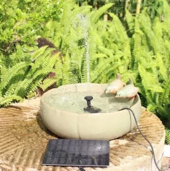 Vattenfontän med solceller och 4 sprinklerhuvuden